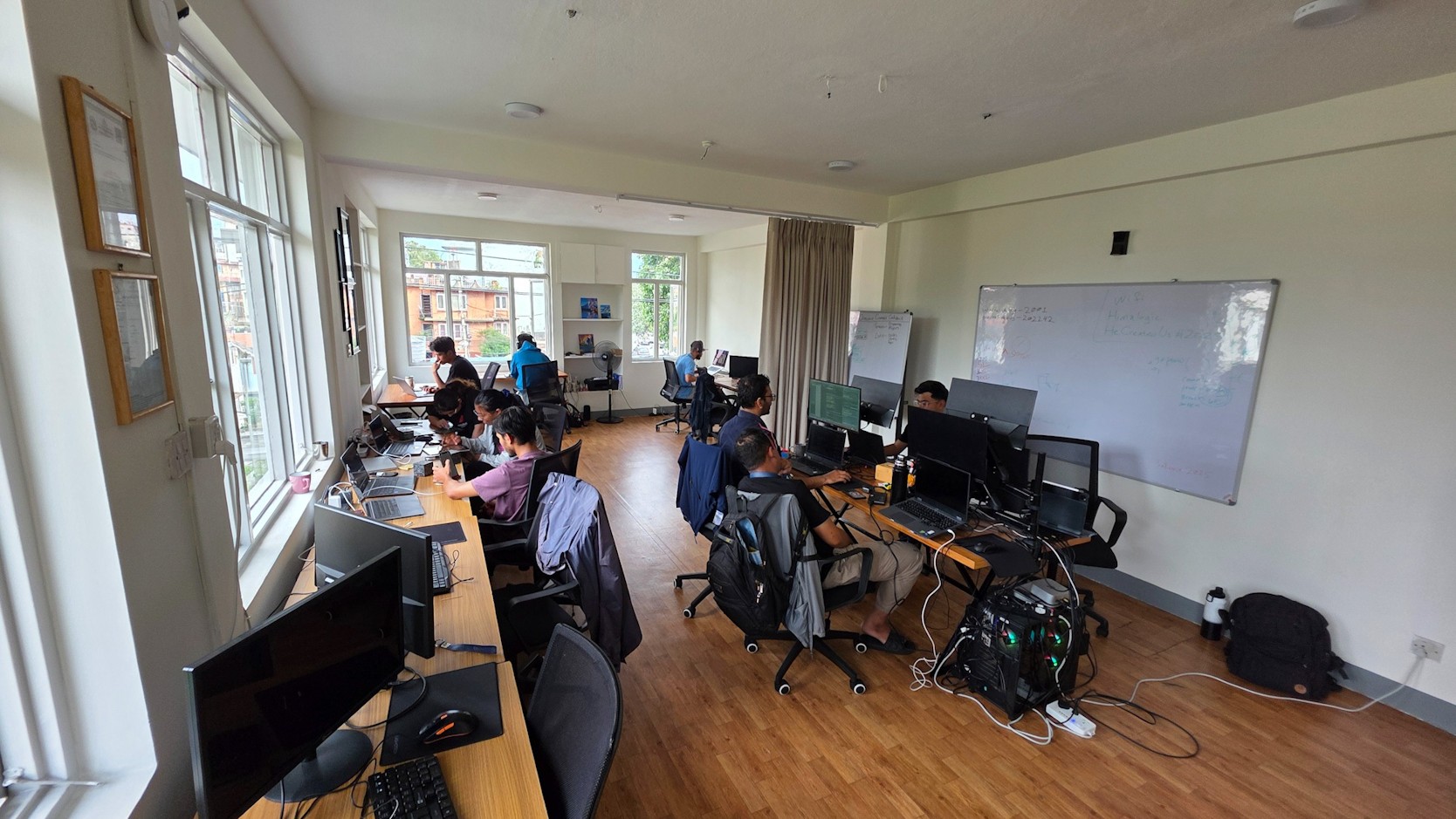 Himalogic Software banner